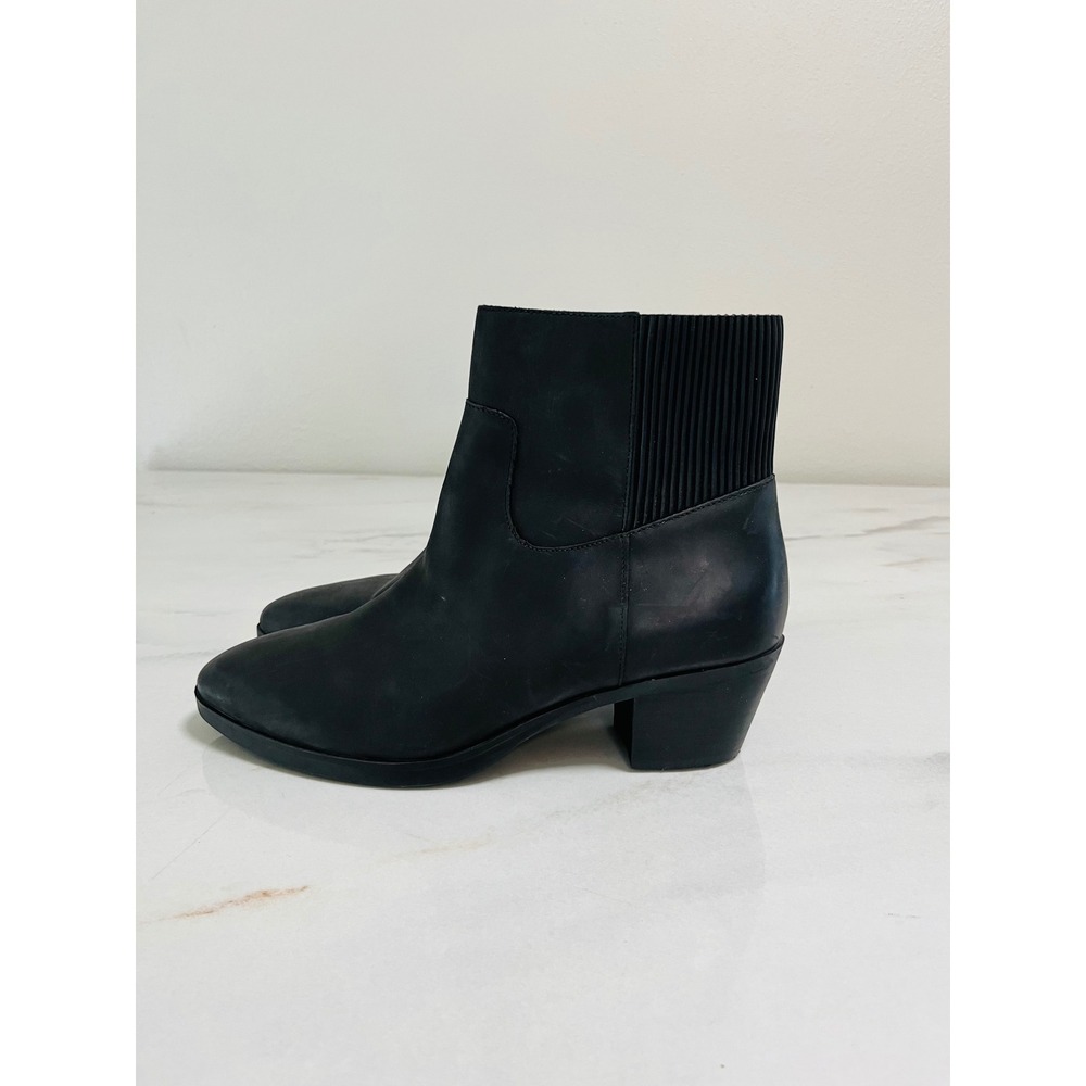 Vionic Shantelle Ankle Boots Black 10 Waterproof Leather Block Heel Witchy